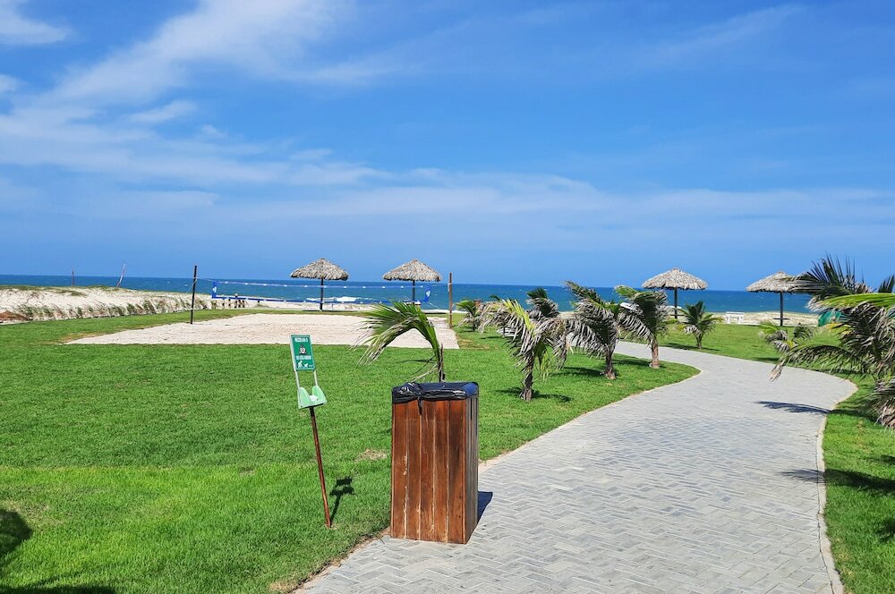 Фото Beach Way Charmoso Pé na Areia 2 quartos 6 pessoas by DM Apartments