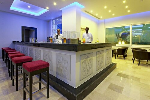 Гостиница Royal Star Beach Resort в Хургаде