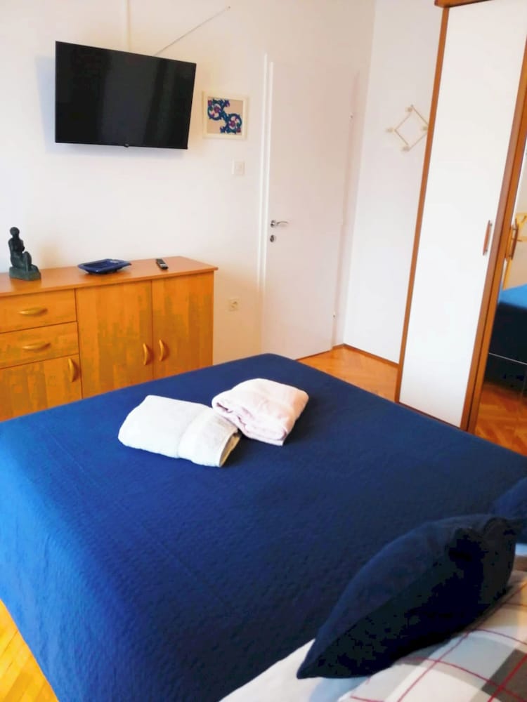 Фото Insideout Apartment