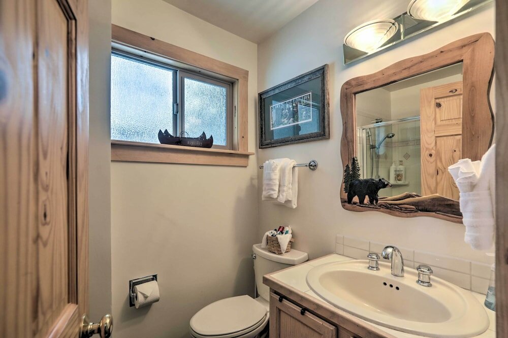 Фото Lazy Bear Cabin