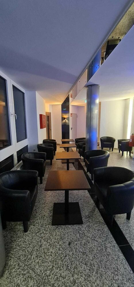 Фото Check-inn hotel Offenbach