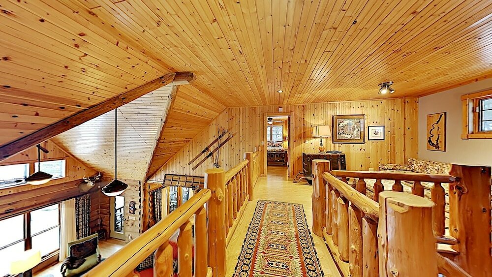 Фото Eagle Scout Lodge