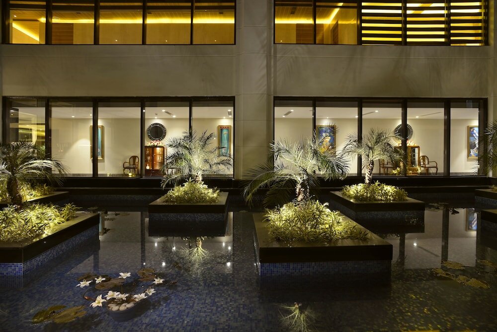 Фото The LaLiT Great Eastern Kolkata