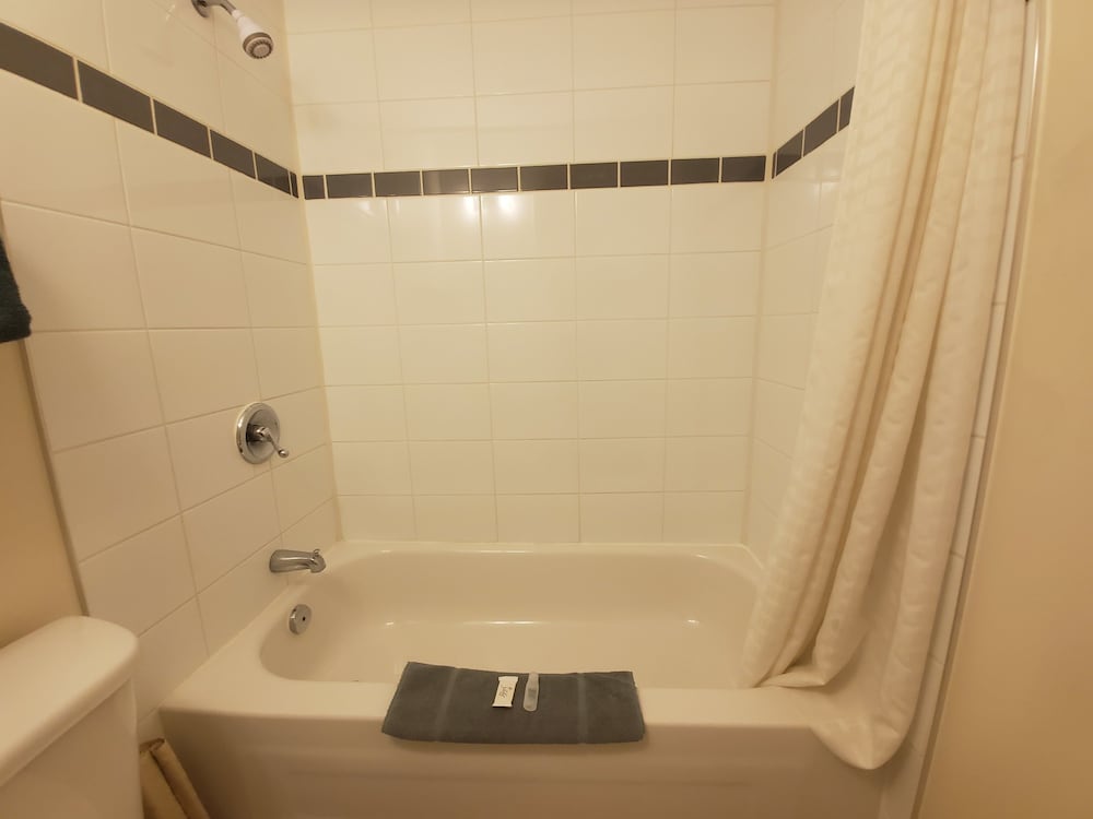 Фото The Battlefords Inn