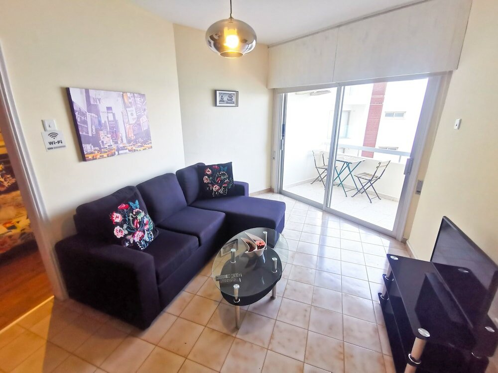 Фото Flirty Flamingo Seaview Seafront Apartment