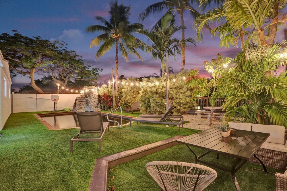 Фото Private Heated Pool 3br with Water View