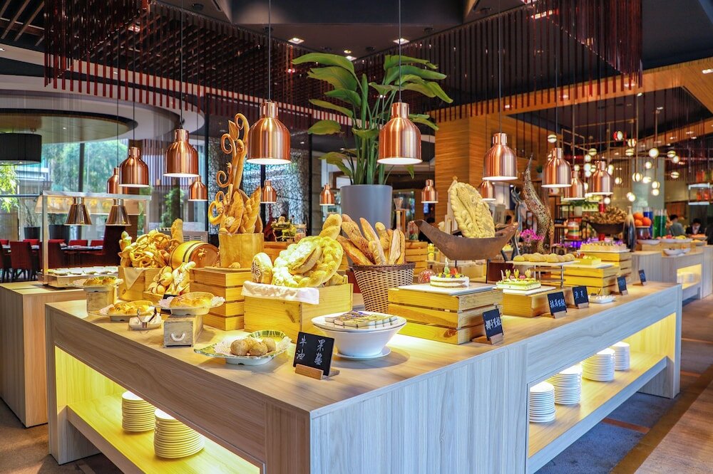 Фото Royal Garden Hotel