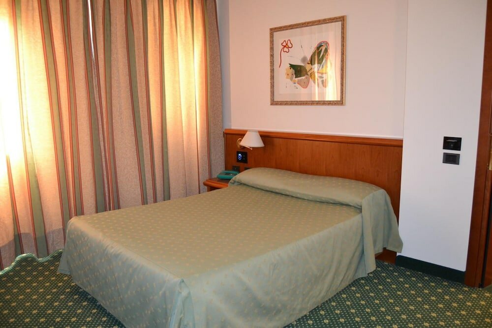Фото Hotel Due Leoni