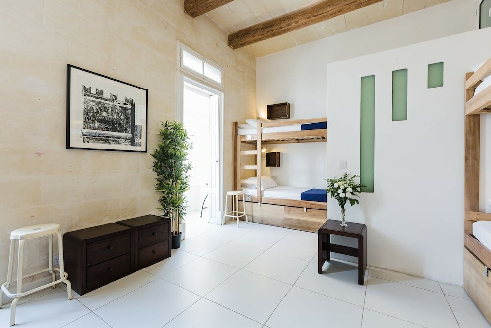 Фото Two Pillows Boutique Hostel