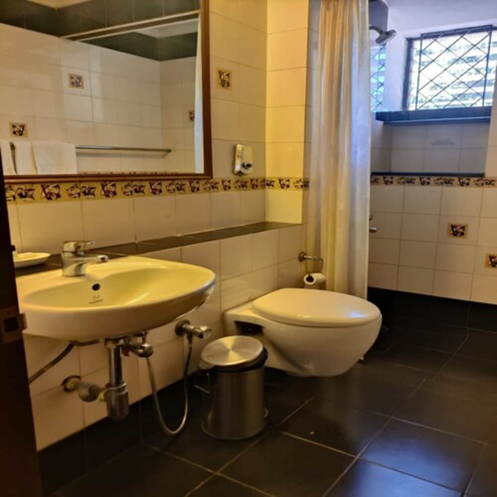 Фото Granpa's Inn Hotel Bougainvillea