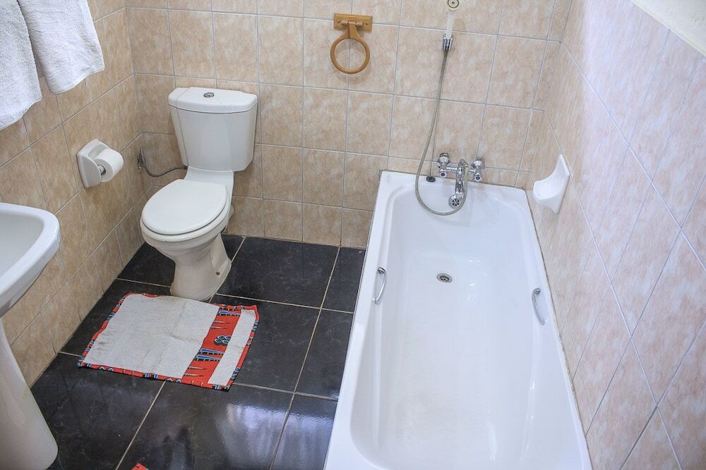 Фото Chanters Lodge, Livingstone