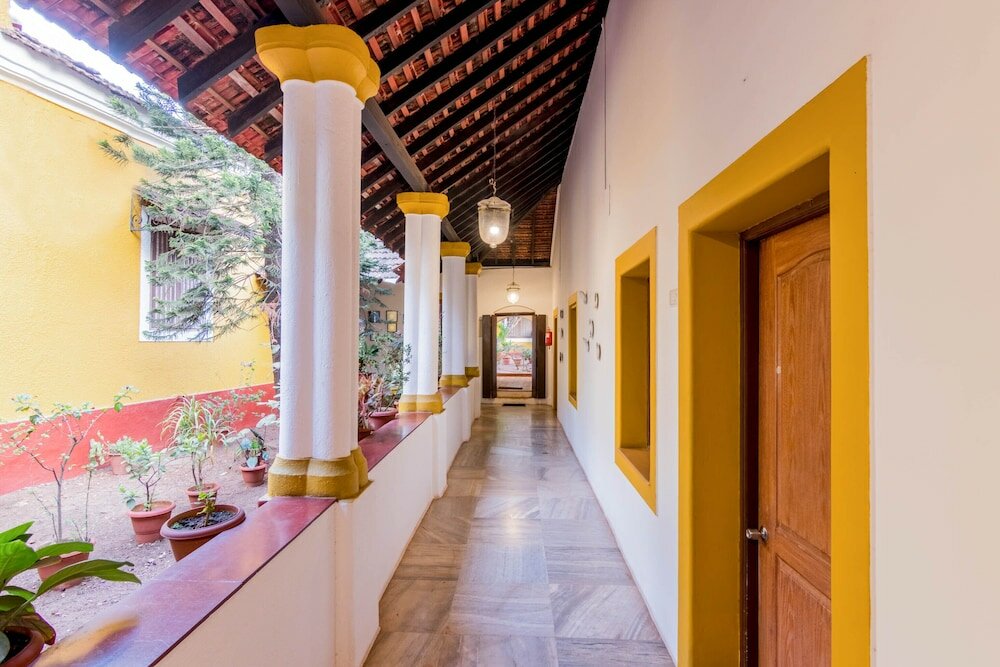 Фото Granpa's Inn Hotel Bougainvillea