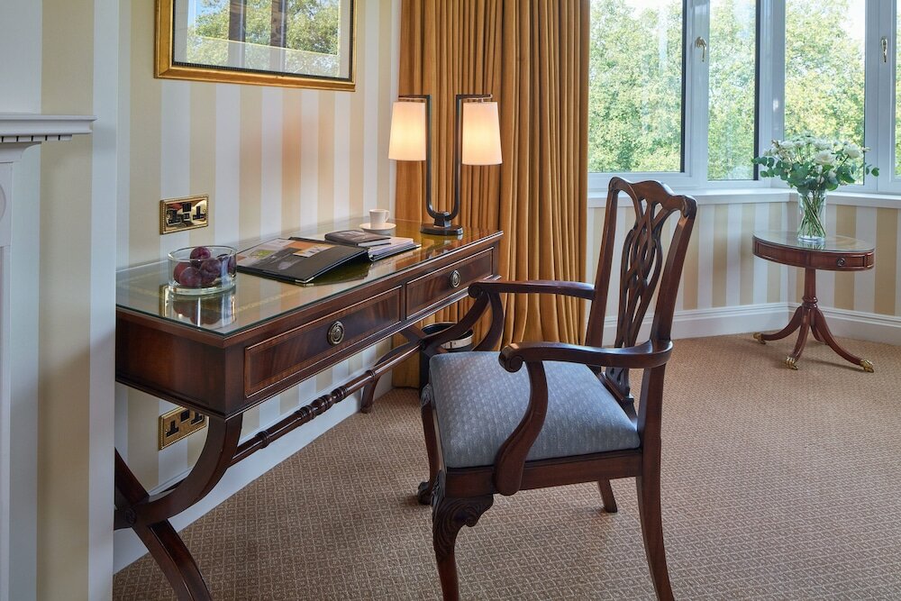 Фото Cheval Thorney Court