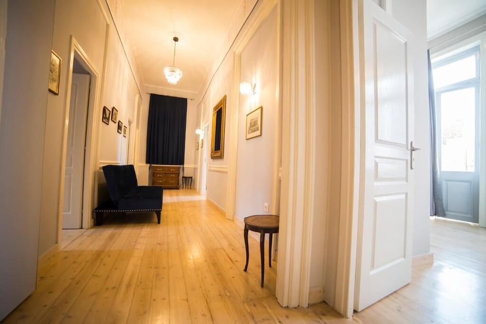 Фото One Three One