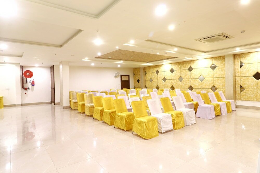 Фото Hotel Taj Venture by Park Tree