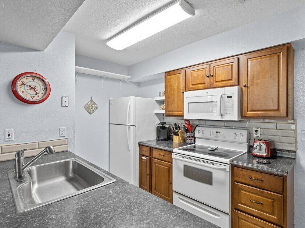 Фото Pool, SPA, Playground and More at Villas at Laguna Bay!!