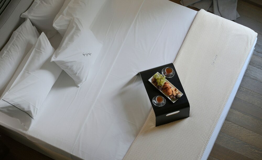 Фото Athinaidos Quarters by K&k