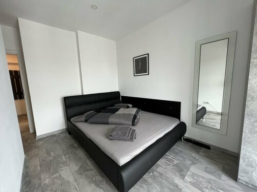 Гостиница Cozy 2-Room Penthouse Lakeview W14 в Бухаресте