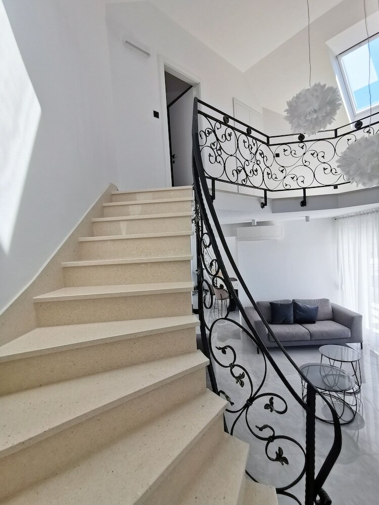 Фото Beachfront villa Senses for 12 in Milna