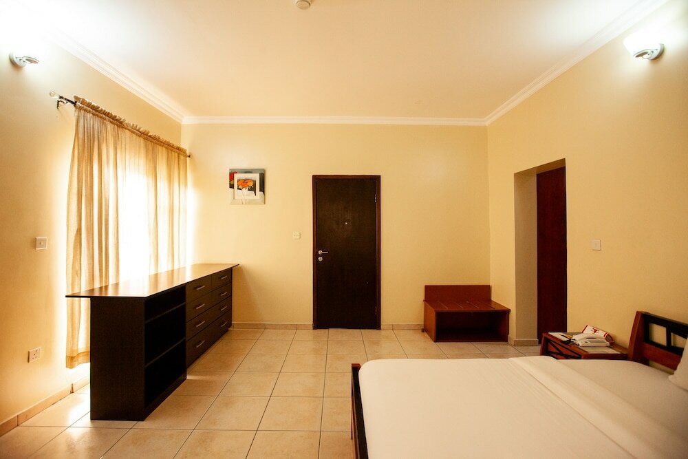 Фото Genesis Jersey Estate