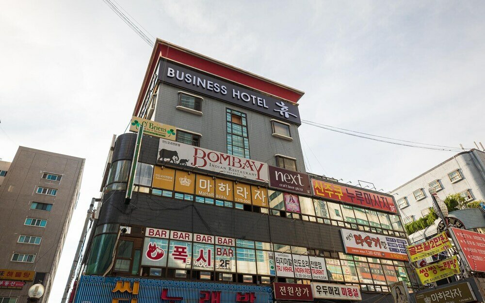 Фото Changwon Jungangdong Business Hotel Hue
