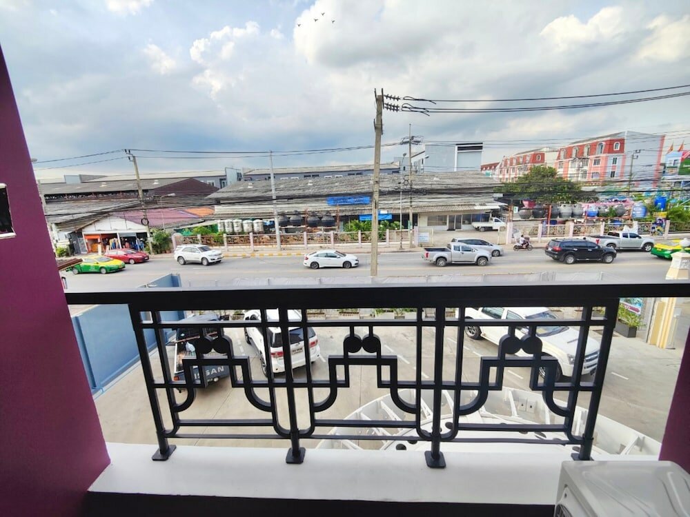 Фото Baan Chao Khun Hotel