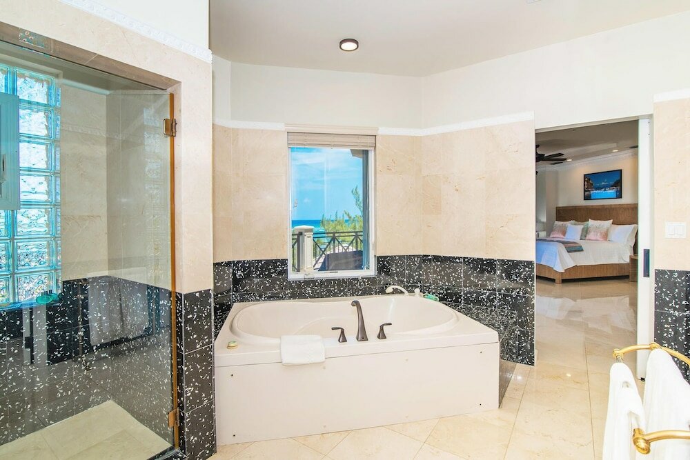 Фото Blue Water Villa