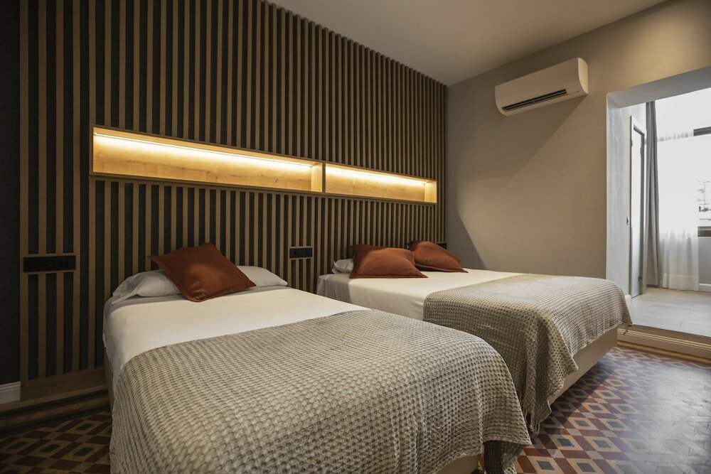 Фото Fontanella by Bcn Urban Rooms