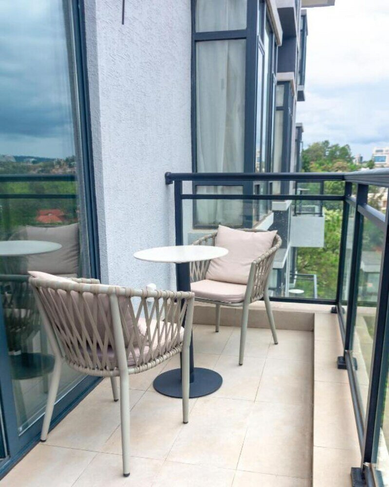 Фото Elizabeth Golf Apartment