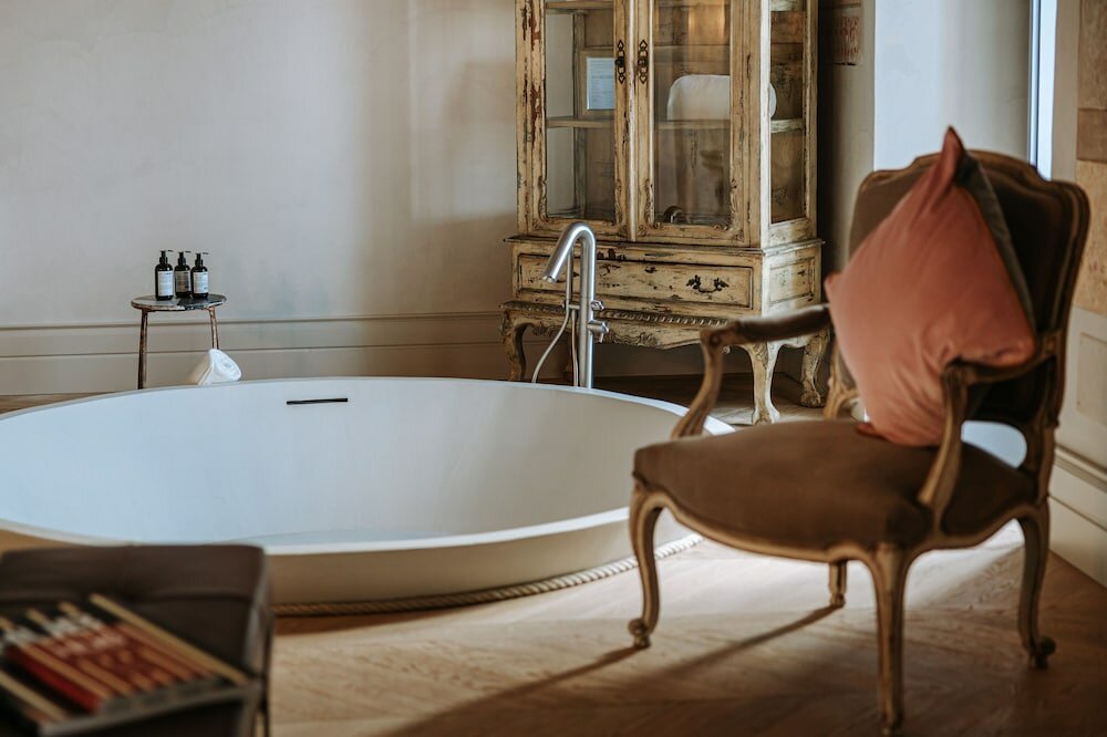 Фото Paragon 700 Boutique Hotel & SPA