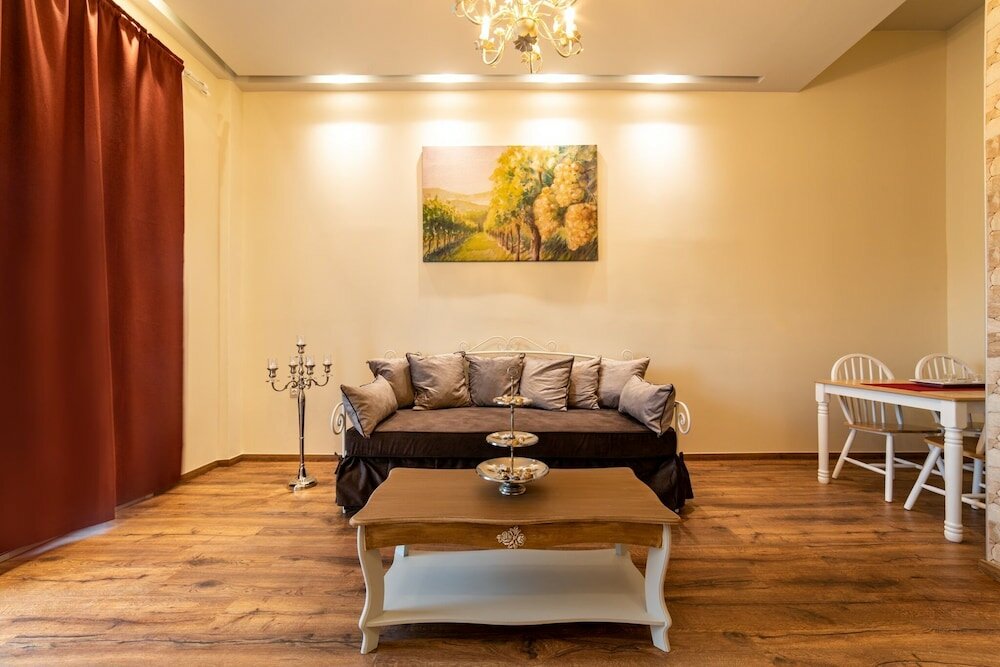 Фото Oinoelia Luxury Suites & Residence