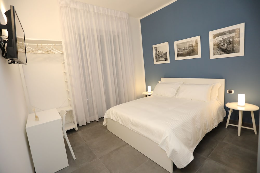 Фото Delia Rooms & Gallery