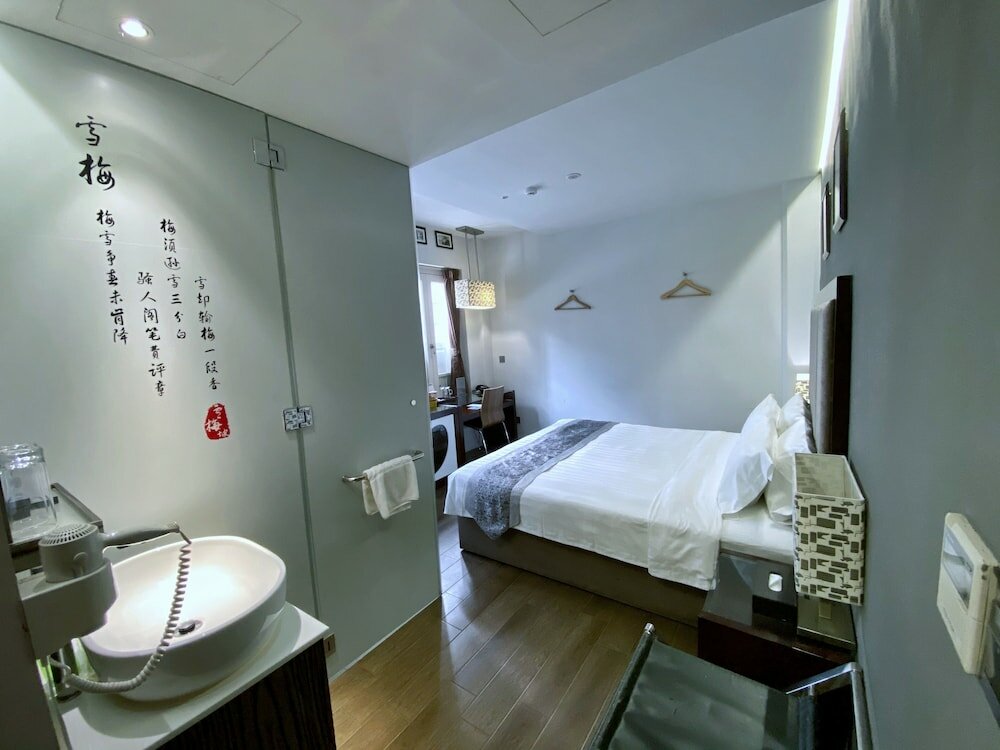 Фото Bliss Hotel Singapore