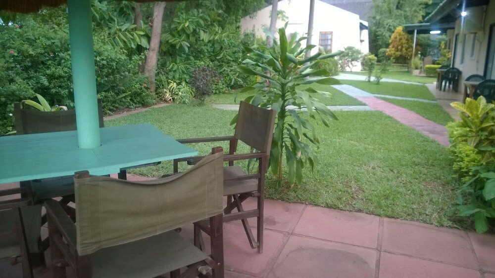 Фото Gloria's Bed and Breakfast