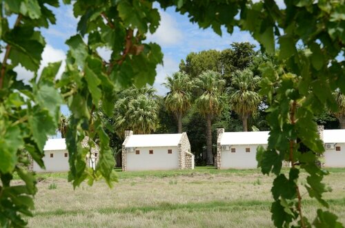 Жильё посуточно Kalahari Farmhouse