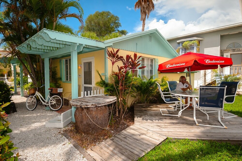 Фото Cedar Cove Resort and Cottages