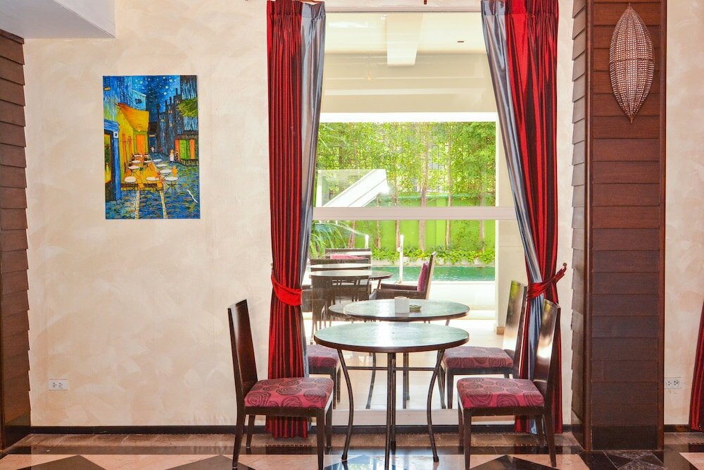 Фото Rich Boutique Hotel