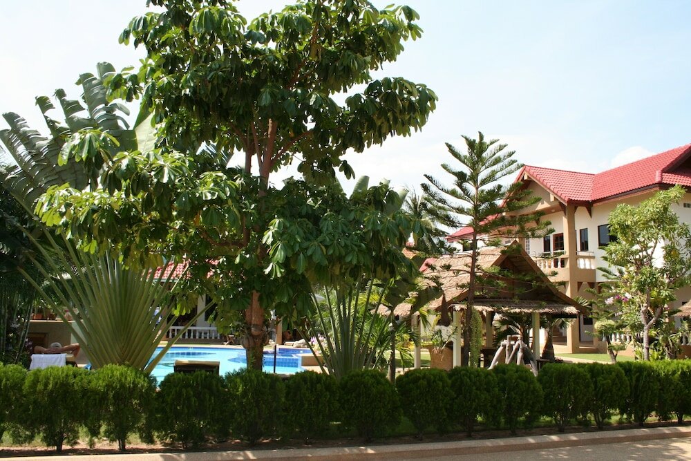 Фото Long Beach Inn