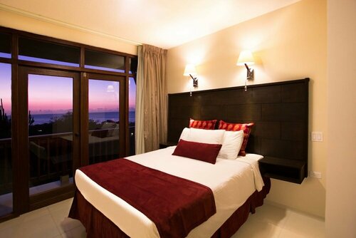 Гостиница Punta West Bed & Breakfast