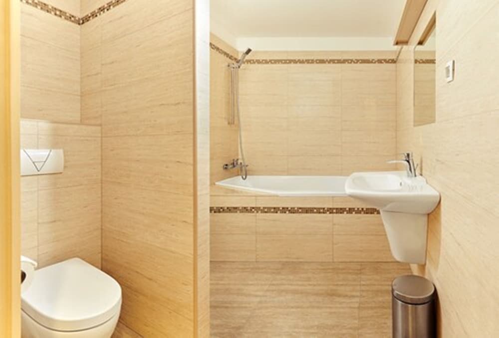 Фото Andrássy Thai Hotel