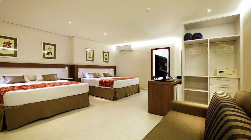 Фото Lirio D'Agua Hotel