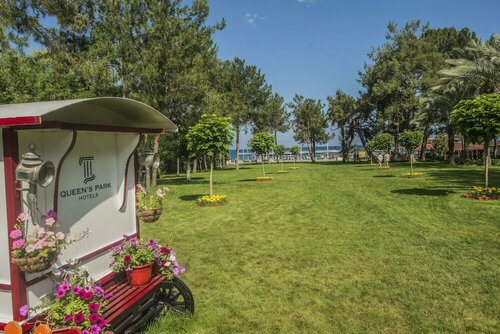 Гостиница Oueen's Park Göynük в Гейнюке