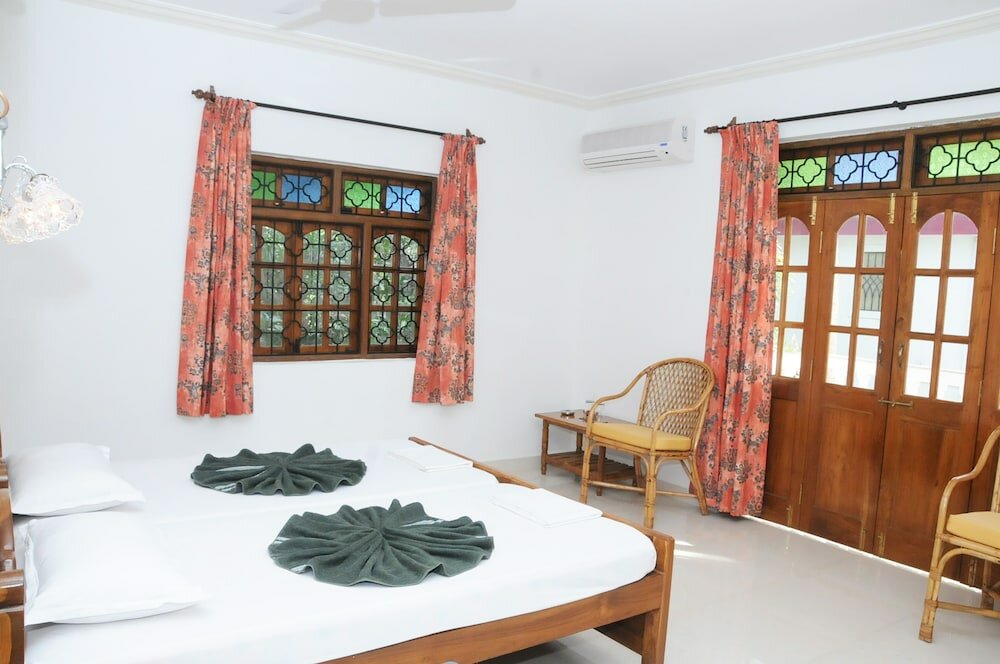 Фото D'souza's Holiday Homes