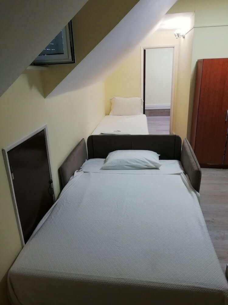 Фото Pensao Residencial Camoes