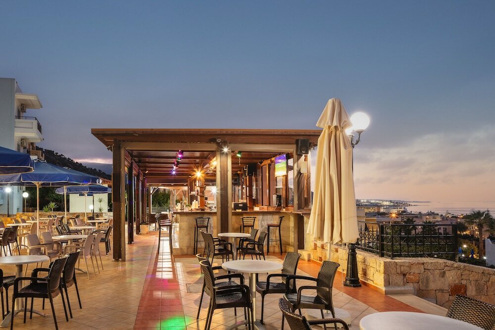 Фото Koni Village Hotel