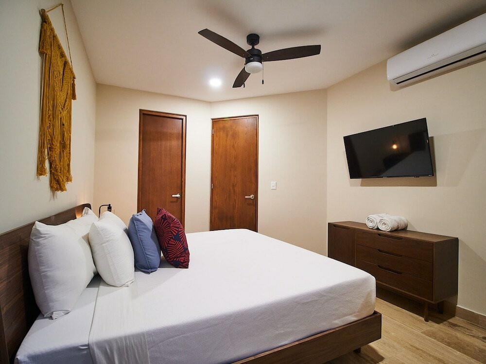 Фото Paramar Viva 217 by Lockey