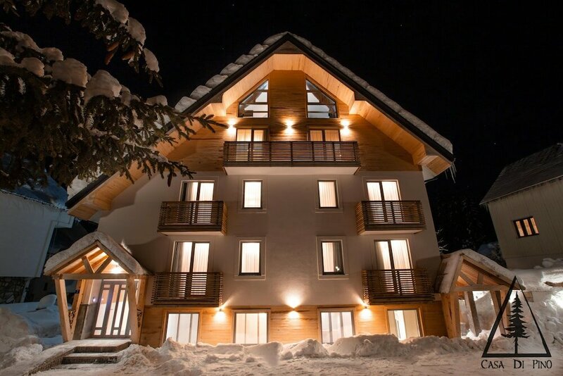 Гостиница Casa di Pino Eco Lodge в Жабляке