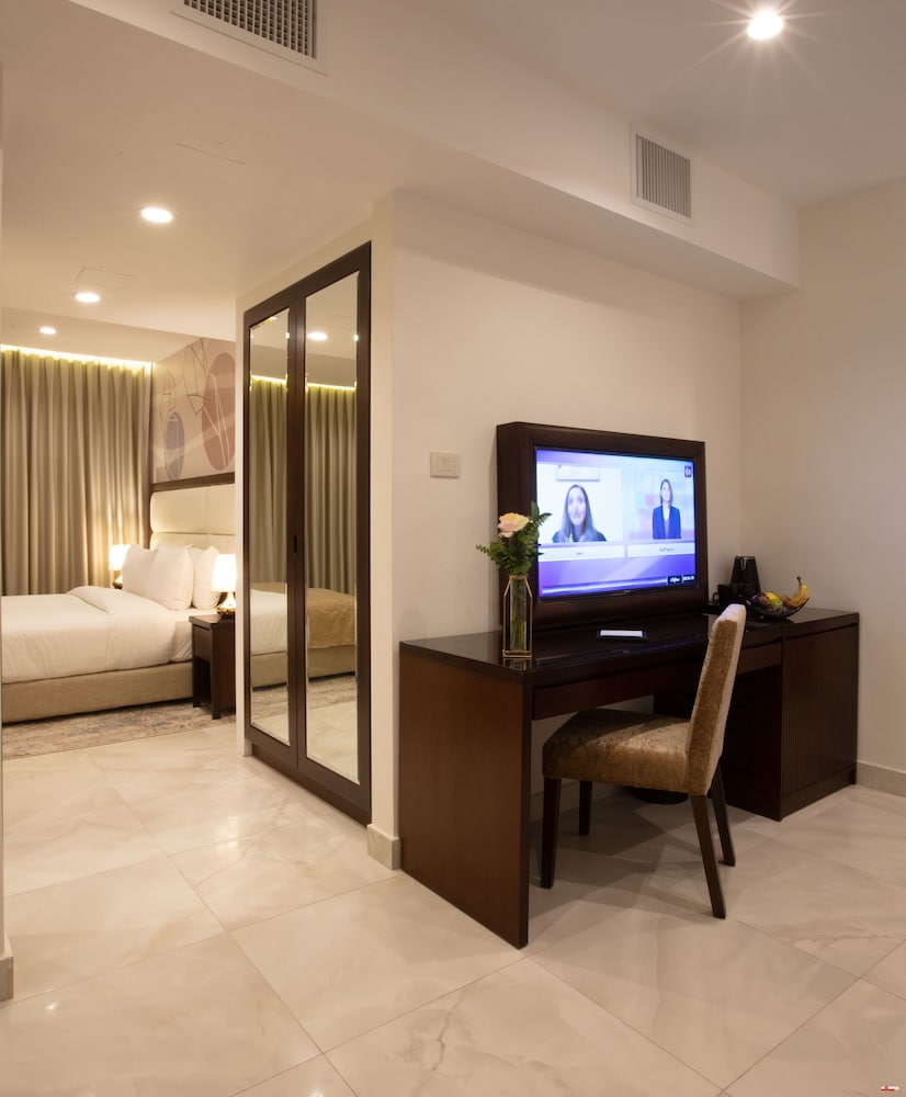 Фото Seas Hotel Amman