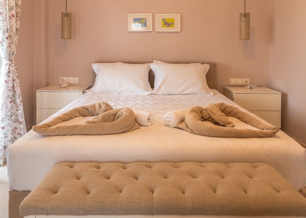 Фото Eleni Luxury Villa by White Dream Villas