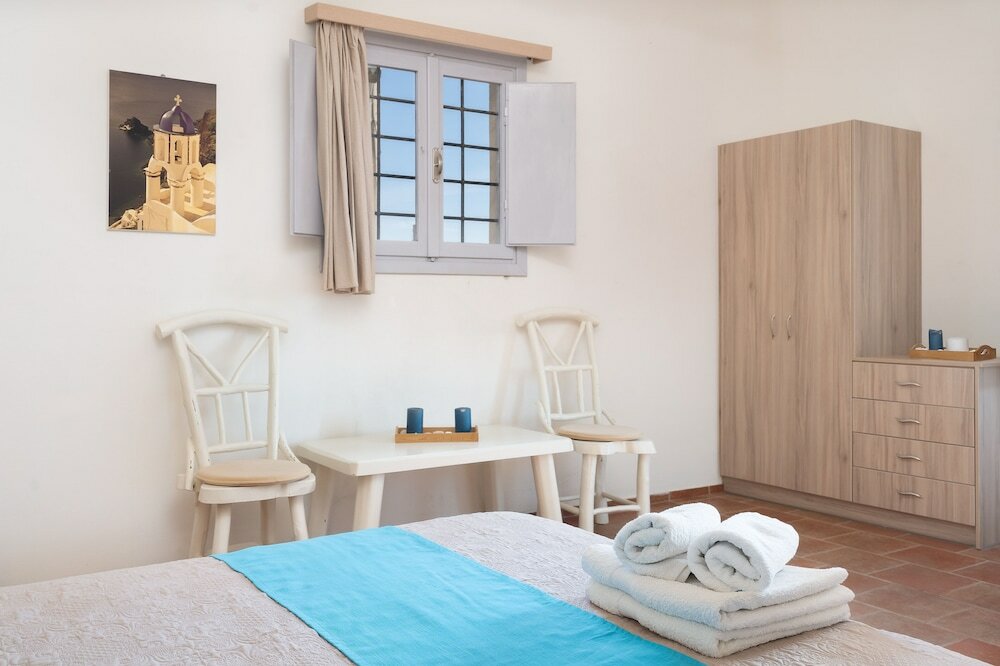 Фото Kapeli Suites